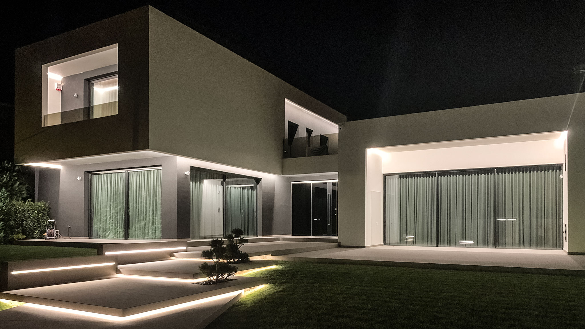 Κουφώματα πολυτελούς κατοικίας