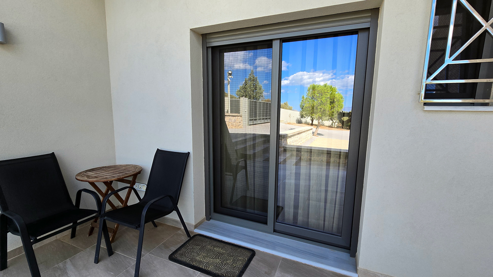 Παραθαλάσσια εξοχική κατοικία